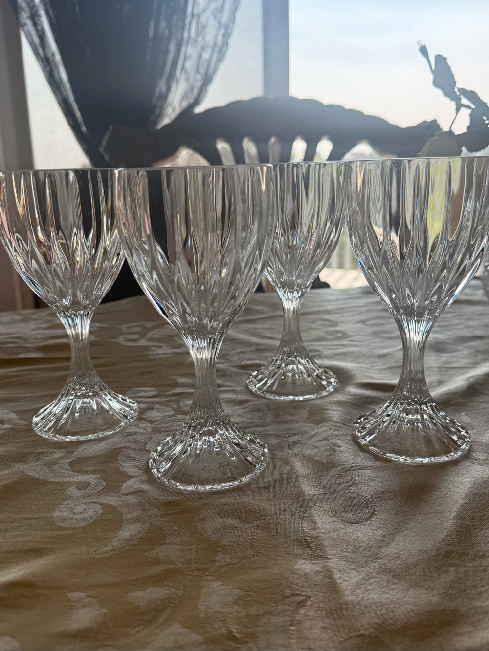 Mikasa Park Lane Crystal Goblet Glasses - Clear Stemware (Set of 4)